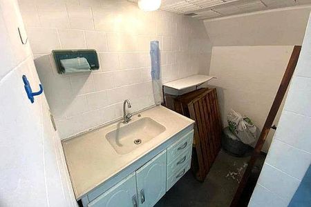 Casa à venda com 240m², 4 quartos e 2 vagas