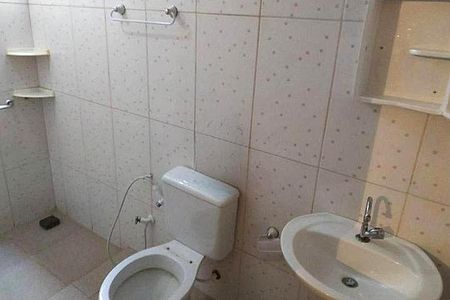 Casa à venda com 240m², 4 quartos e 2 vagas