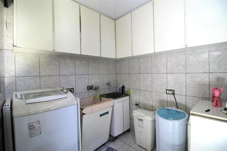 Casa à venda com 150m², 4 quartos e 4 vagas