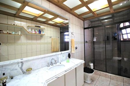 Casa à venda com 150m², 4 quartos e 4 vagas