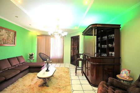 Casa à venda com 150m², 4 quartos e 4 vagas