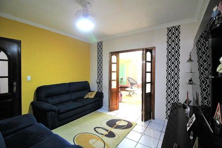 Casa à venda com 150m², 4 quartos e 4 vagas