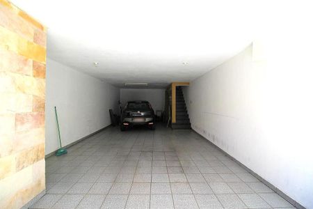 Casa à venda com 150m², 4 quartos e 4 vagas