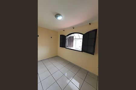 Casa à venda com 125m², 4 quartos e 4 vagas