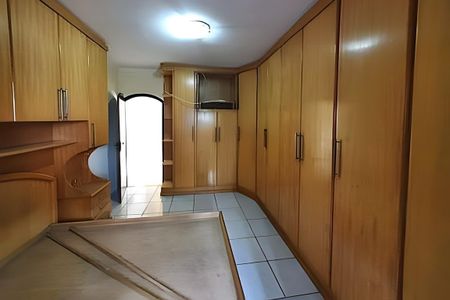 Casa à venda com 125m², 4 quartos e 4 vagas