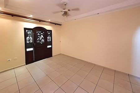 Casa à venda com 125m², 4 quartos e 4 vagas