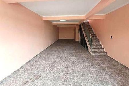 Casa à venda com 125m², 4 quartos e 4 vagas