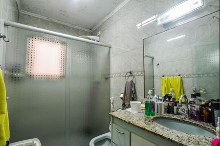 Casa à venda com 150m², 3 quartos e 2 vagasBanheiro da Suíte