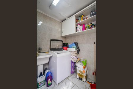 Casa à venda com 150m², 3 quartos e 2 vagasÁrea de Serviço