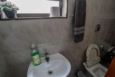 Lavabo de casa à venda com 3 quartos, 150m² em Vila Curuçá, Santo André