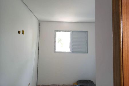 Casa à venda com 54m², 2 quartos e 2 vagas