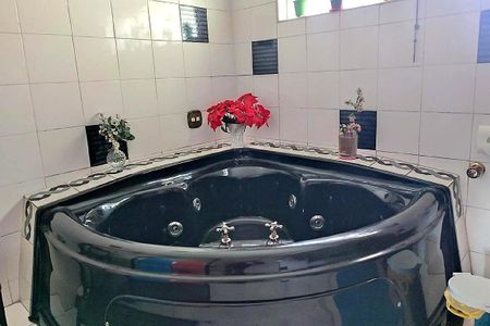 Casa à venda com 3 quartos, 268m² em Tamanduateí 4, Santo André