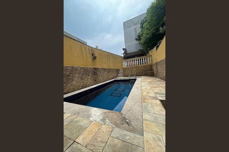 Casa à venda com 160m², 3 quartos e 3 vagas