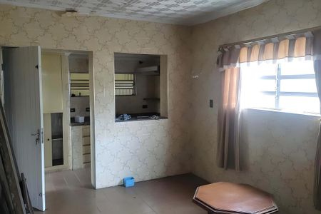 Casa à venda com 196m², 2 quartos e 4 vagas