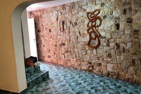 Casa à venda com 105m², 2 quartos e 2 vagas