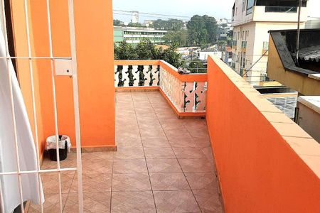 Casa à venda com 105m², 2 quartos e 2 vagas