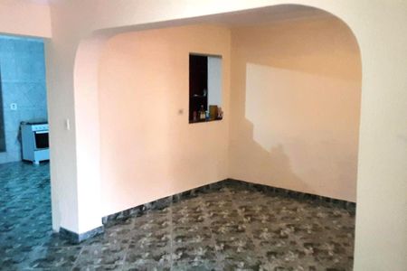 Casa à venda com 105m², 2 quartos e 2 vagas