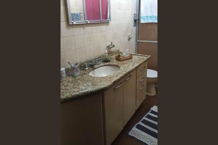 Casa à venda com 252m², 3 quartos e 3 vagas