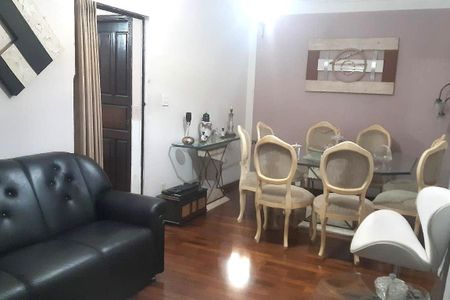 Casa à venda com 252m², 3 quartos e 3 vagas