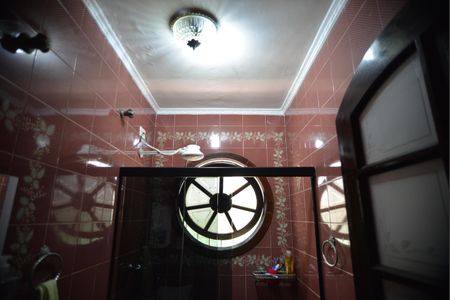 Casa à venda com 125m², 3 quartos e 2 vagasBanheiro Social