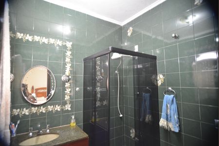 Casa à venda com 125m², 3 quartos e 2 vagasBanheiro da Suíte