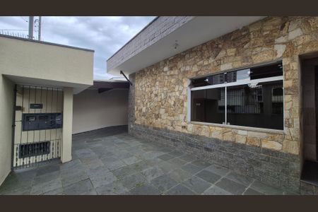 Casa à venda com 125m², 1 quarto e 2 vagasÁrea externa