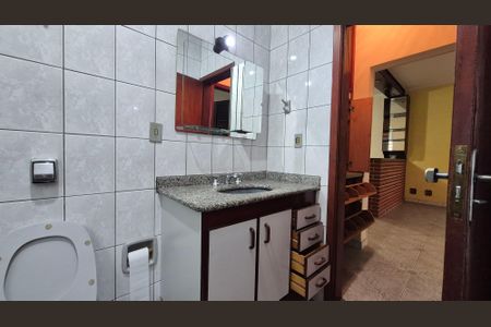 Casa à venda com 125m², 1 quarto e 2 vagasBanheiro