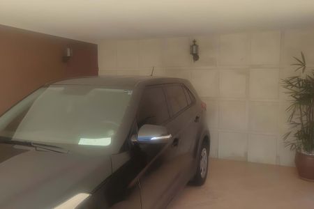 Casa à venda com 300m², 3 quartos e 5 vagas