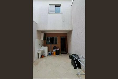 Casa à venda com 84m², 3 quartos e 2 vagas