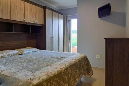 Casa à venda com 84m², 3 quartos e 2 vagas