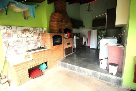 Casa à venda com 362m², 3 quartos e 3 vagas