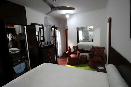 Casa à venda com 362m², 3 quartos e 3 vagas