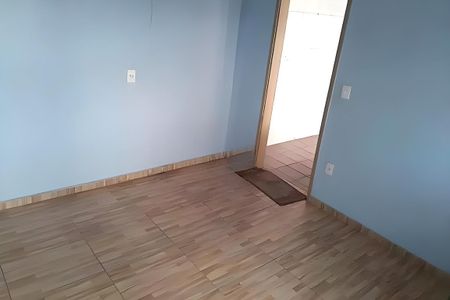 Casa à venda com 87m², 2 quartos e 1 vaga