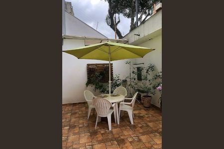 Casa à venda com 125m², 3 quartos e 5 vagas