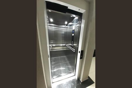 Apartamento à venda com 70m², 2 quartos e 1 vaga
