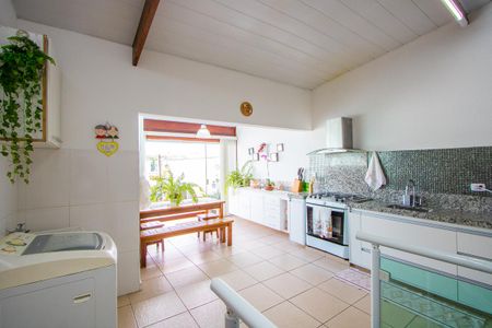 Apartamento à venda com 48m², 3 quartos e 2 vagasÁrea de serviço