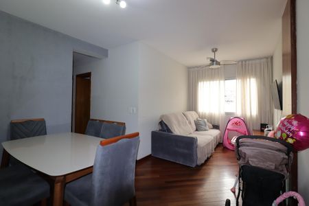 Sala de apartamento à venda com 2 quartos, 63m² em Jardim Utinga, Santo André