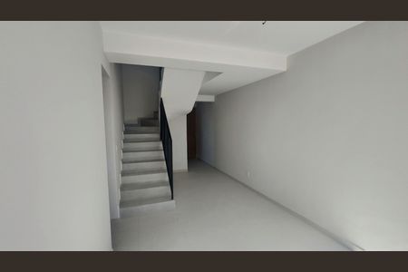 Apartamento à venda com 102m², 2 quartos e 2 vagasSala