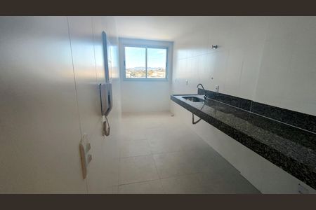 Apartamento à venda com 102m², 2 quartos e 2 vagasCozinha