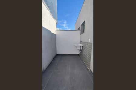 Apartamento à venda com 102m², 2 quartos e 2 vagasCobertura