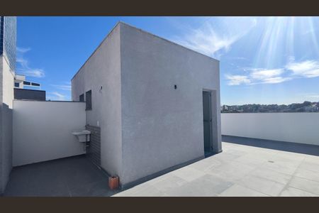 Apartamento à venda com 102m², 2 quartos e 2 vagasCobertura