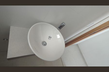 Apartamento à venda com 102m², 2 quartos e 2 vagasBanheiro de Serviço