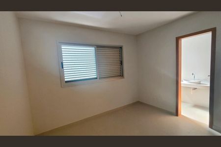 Apartamento à venda com 102m², 2 quartos e 2 vagasQuarto 2 - Suíte