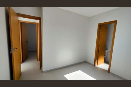 Apartamento à venda com 121m², 2 quartos e 2 vagas Suíte