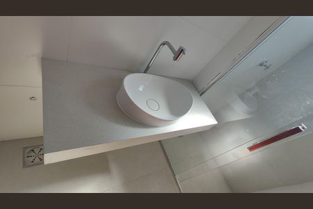 Apartamento à venda com 121m², 2 quartos e 2 vagasBanheiro da Suíte 