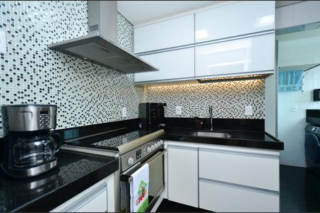 Apartamento à venda com 192m², 4 quartos e 3 vagas Apartamento à venda com 192m², 4 quartos e 3 vagasCozinha