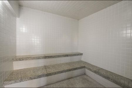 Apartamento à venda com 192m², 4 quartos e 3 vagas Apartamento à venda com 192m², 4 quartos e 3 vagasÁrea comum