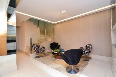 Apartamento à venda com 192m², 4 quartos e 3 vagas Apartamento à venda com 192m², 4 quartos e 3 vagasSala