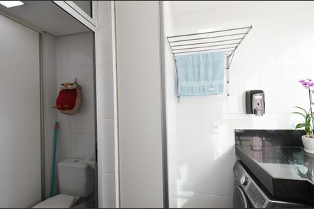 Apartamento à venda com 192m², 4 quartos e 3 vagas Apartamento à venda com 192m², 4 quartos e 3 vagasÁrea de Serviço