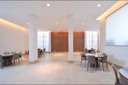 Apartamento à venda com 192m², 4 quartos e 3 vagas Apartamento à venda com 192m², 4 quartos e 3 vagasÁrea comum